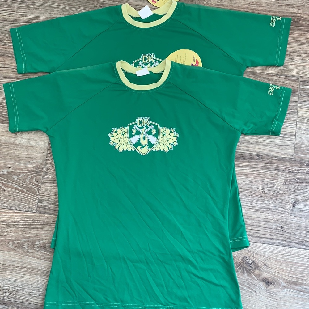 Dakine Green and Yellow Short Sleeve Rash Guard - Women
